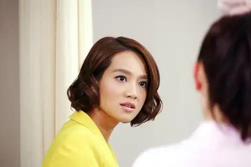 概念剧《@妇产科》瞄准新标准关注女人身体朱丹出任女一号朱丹出任女