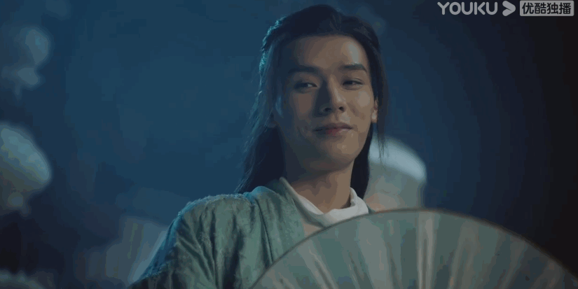 温客行身中迷香,趴在周子舒身上撒娇撒痴也都是小孩子的形态▼▼▼但