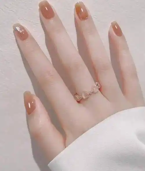 2023显白又气质的流行美甲推荐,第一眼就爱了!_女生_指甲_颜色