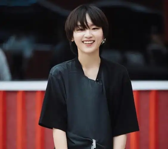 超女周笔畅38岁未婚让父母操心我不会为了结婚而结婚