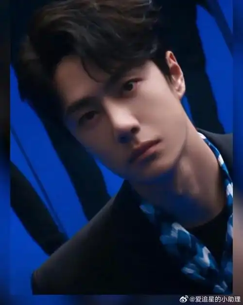 王一博怼脸vs肖战怼脸,两位的镜头表现力怎么样?