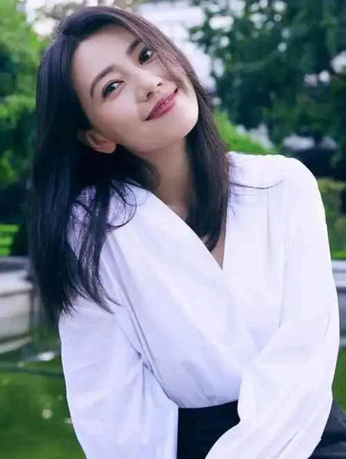 高圆圆温柔恬静写真美丽惊艳