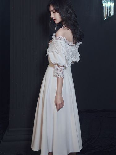 白色晚礼服裙女2023新款宴会气质连衣裙平时穿法式领证小白裙缎面