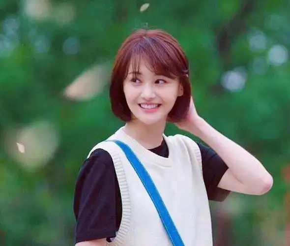 中国女星郑爽过去的情史,与张翰,胡彦斌都闹到不怎么愉快.