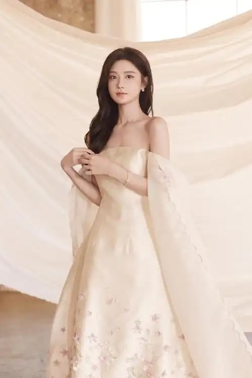 陈意涵estelle秋日活动穿搭写真图集