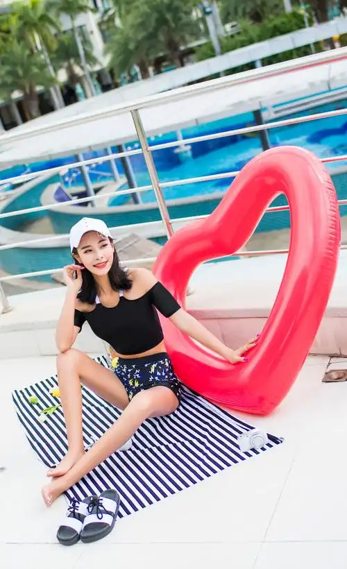 2018angelhida新款泳衣上市