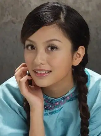 刘显兰(齐芳 饰)