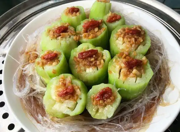 蒜蓉粉丝蒸丝瓜的做法_菜谱_豆果美食