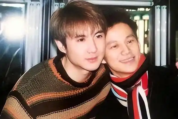 18岁黄渤忍了,18岁鹿晗也忍了,看到18岁的雷佳音我"忍不了了"