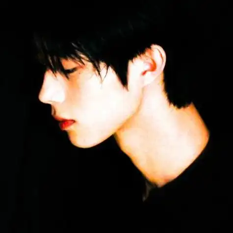 帅哥头像帅气冷酷图片男生,太冷不敢动心了