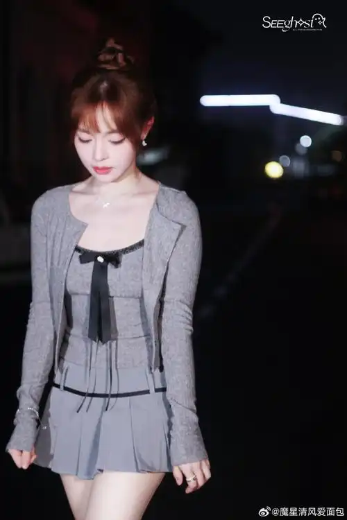 正能量歌手黄霄云##黄霄云