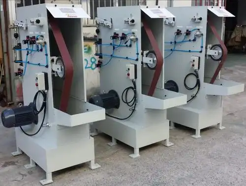 机器人砂带抛光机