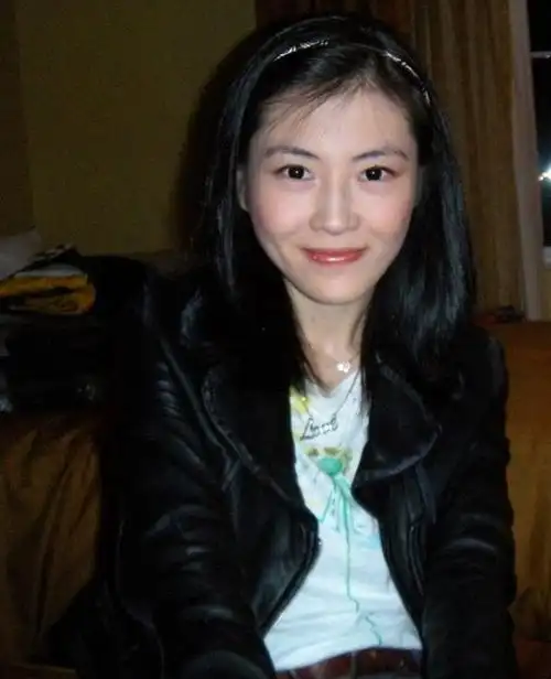 张含韵彭冠英相恋扒扒04年超女选手之生存现状