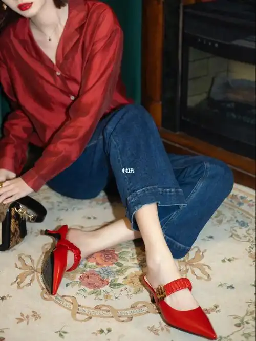 港风复古味穿搭公式红色高跟鞋