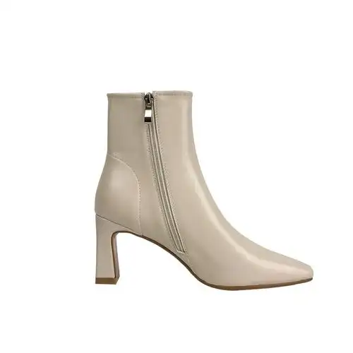 白色短靴女靴子瘦瘦靴高跟鞋米色方头粗跟裸靴女春秋单靴法式踝靴