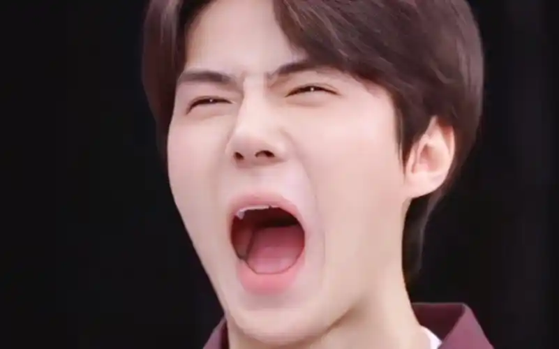 吴世勋神颜月牙笑心动挑战!