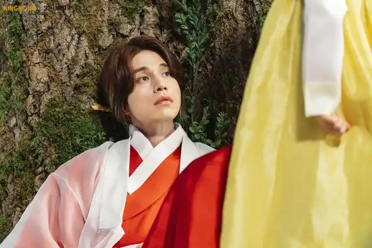 李栋旭九尾狐传古装剧照图片