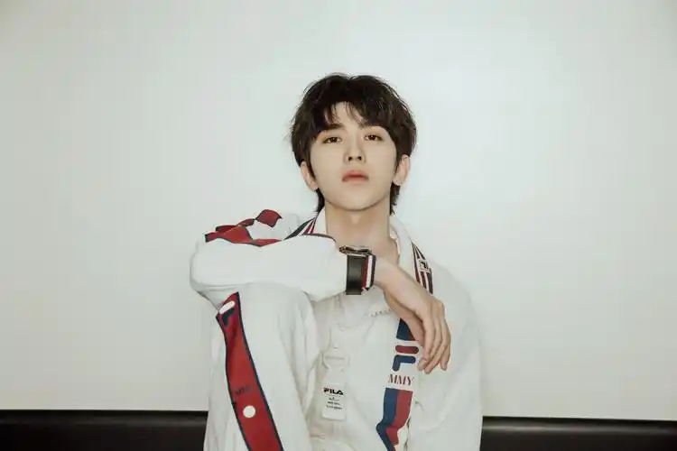 cr:蔡徐坤工作室 20200710fila发布会 - 堆糖,美图壁纸兴趣社区