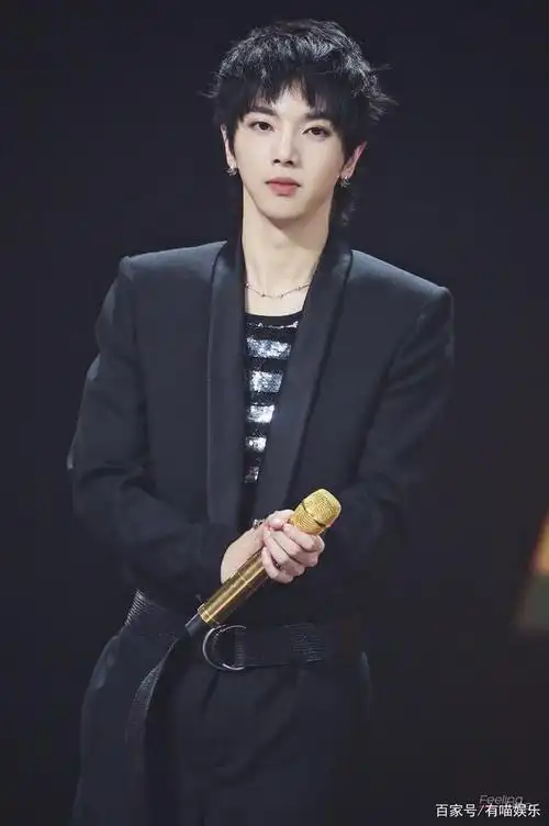 集众多发型于一身的华晨宇,短发的他,是什么样子呢?