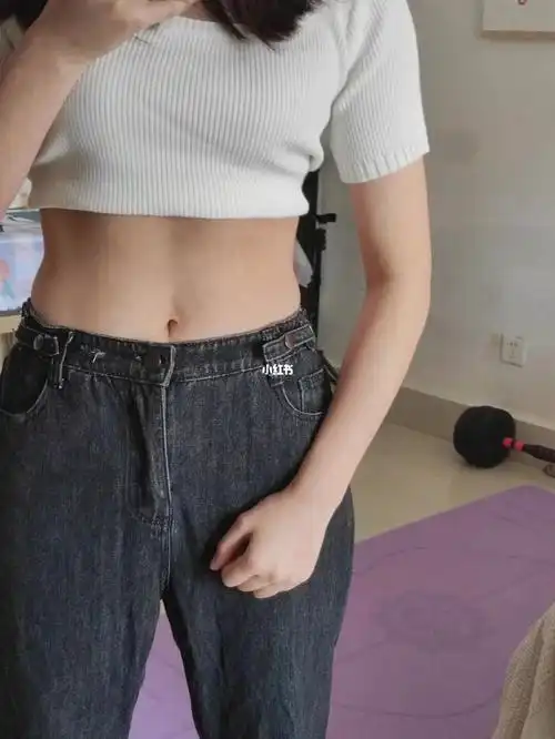 打卡欧阳春晓沙漏腰第四天,腰围直减2公分