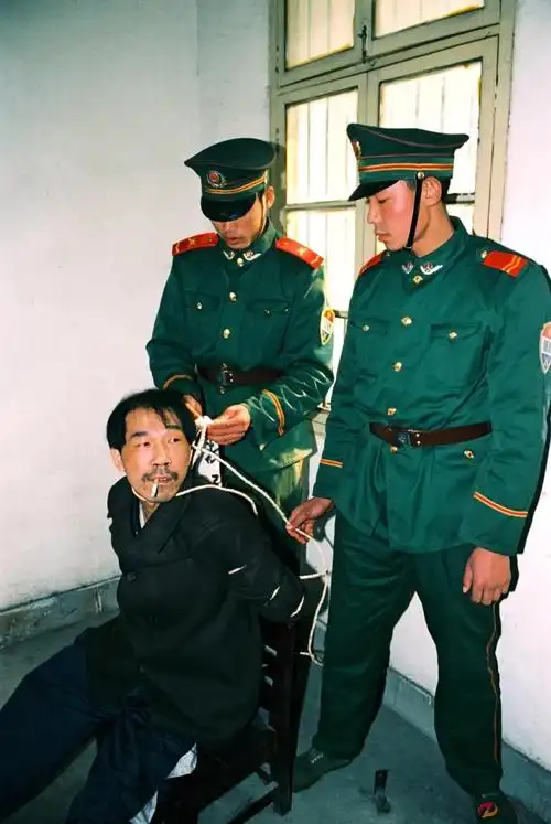 法子英在被执行死刑前.