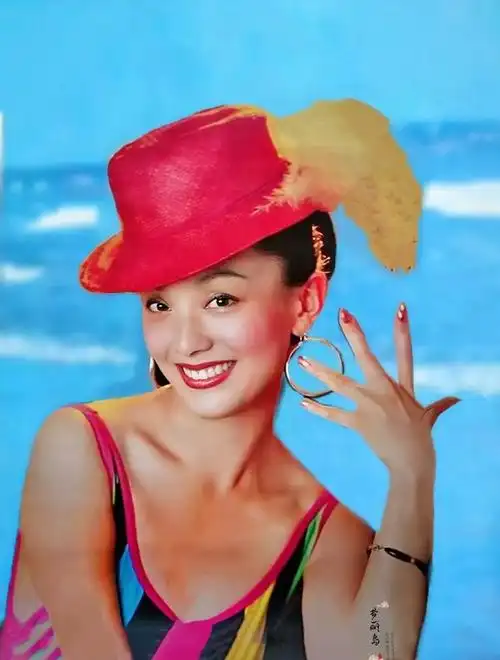 全网最全明星泳装照|巩俐|宋佳|演员|方舒|泳衣_网易订阅