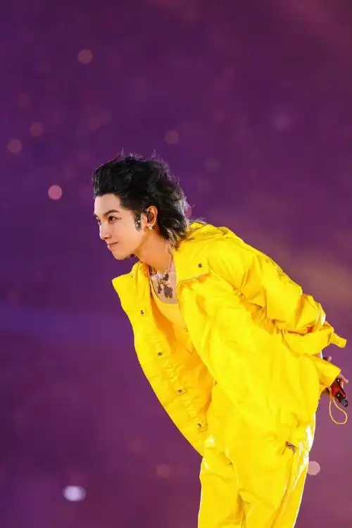 我与华晨宇的十年记忆##华晨宇鸟巢演唱会