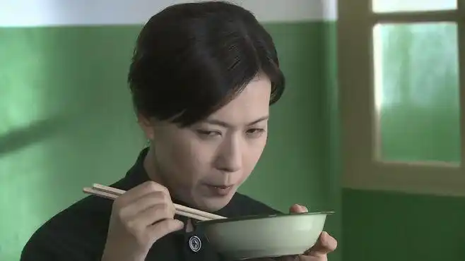 战犯:中岛良子承认所长是好人,男子战犯还冥顽不灵,差距太大!