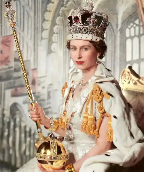 英国皇室  #伊丽莎白二世  #女王加冕  #老照片