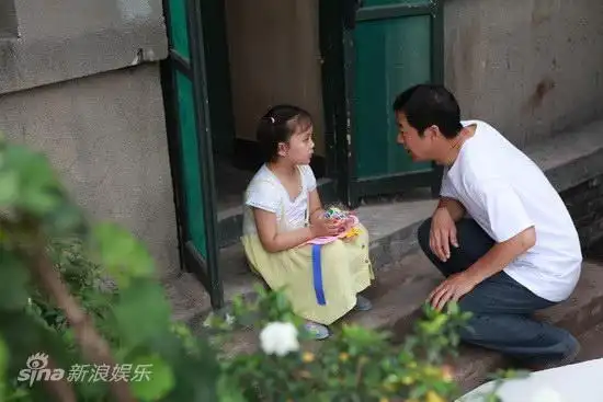 资料图片:电视连续剧《养父》精彩剧照(10)_影音娱乐_新浪网