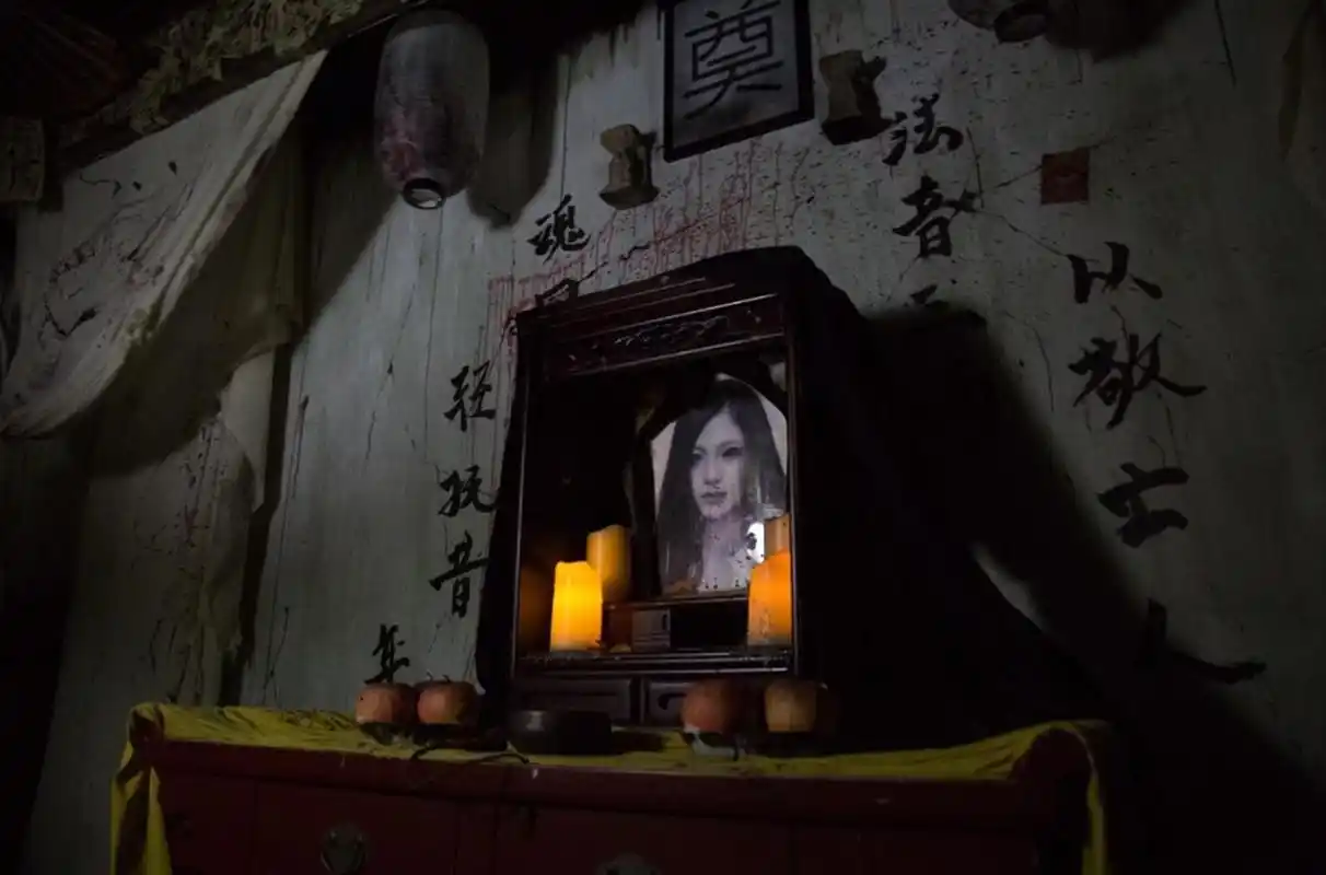 拍死人戏时用演员照片做遗照有忌讳没演员说不介意是假