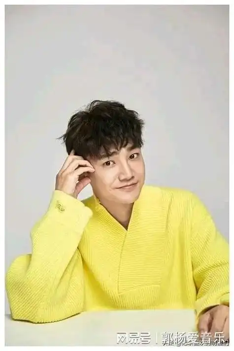 95后青年男演员:蒋龙阳光帅气十足,演技还不错,学霸一枚!