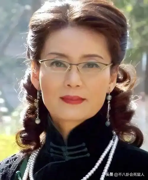 六位年过60岁还单身无子的女星:有的后悔不生孩子,有的为前男友"守寡"