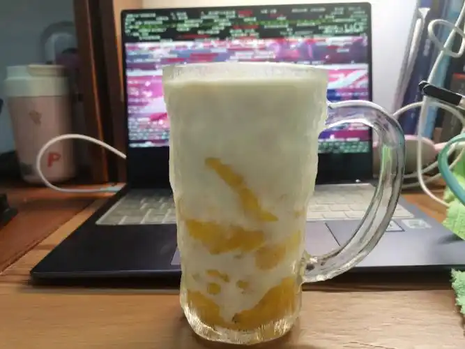 自制芒果牛奶