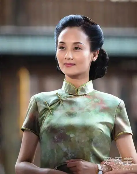 小楼又东风吕母扮演者李颖资料介绍