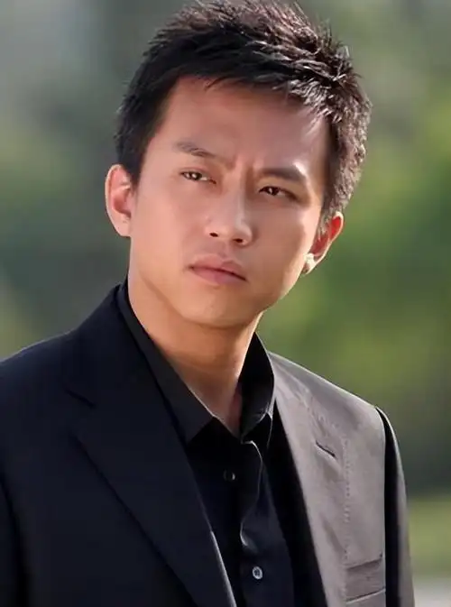 回顾暖心的邓超:姐姐省吃俭用供他读书,成名后给姐姐2