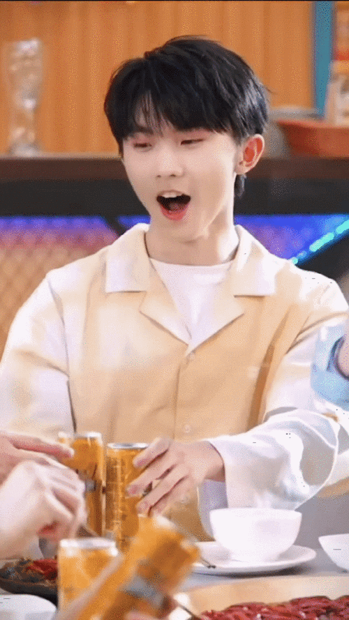 这明明是很可爱好嘛分享一波可可爱爱的马嘉祺吧～#马嘉祺嘴张得好大