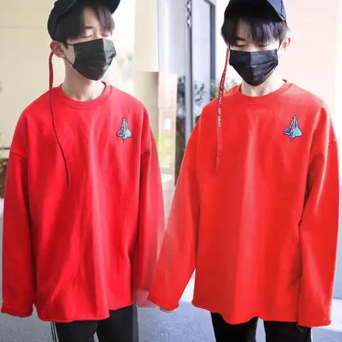 热销易烊千玺同款卫衣红色 宽松