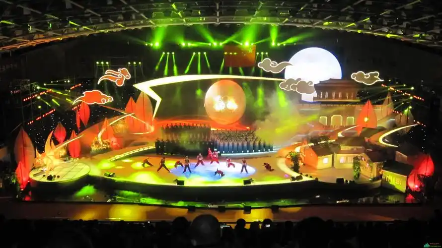《幸福梦田园》大型歌舞晚会剪影