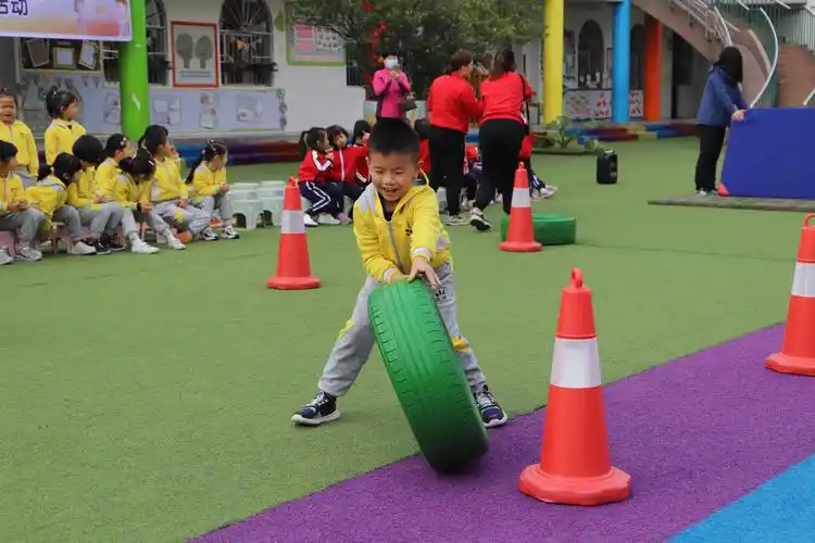 【材幼播报】材料所幼儿园2020年冬季运动周—大班组体育游戏和跳绳