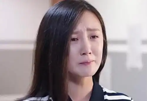 图为《外科风云》中的张墨锡