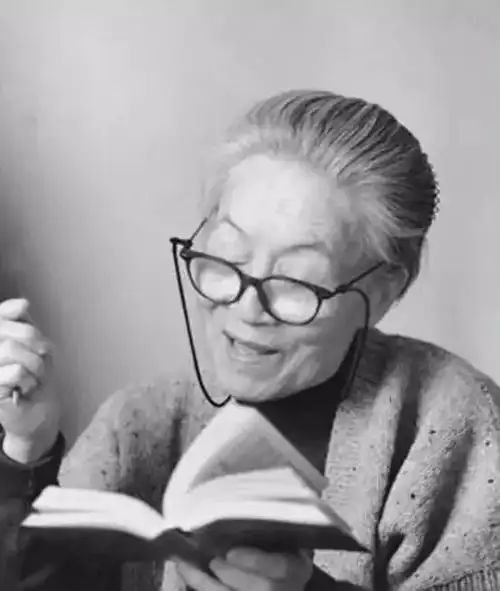 杨绛送给年轻人的6句语录值得珍藏选一句当作座右铭吧