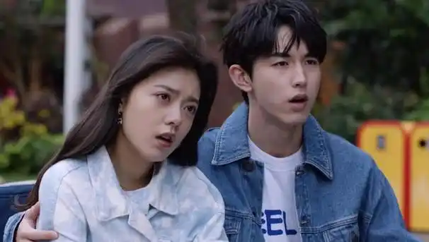 少年派2哪一集开始两个人在一起了(成长的双向奔赴)