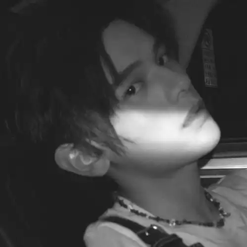 优质黑白男头像高冷不顾一切的喜欢