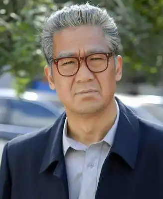 刘德华成龙等30位明星影视中的老年扮相(组图)