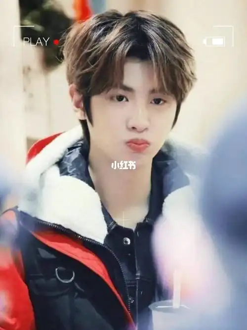 昊昊嘟嘴合集,来看帅哥_帅哥_黄明昊_justin黄明昊_娱乐_明星娱乐资讯