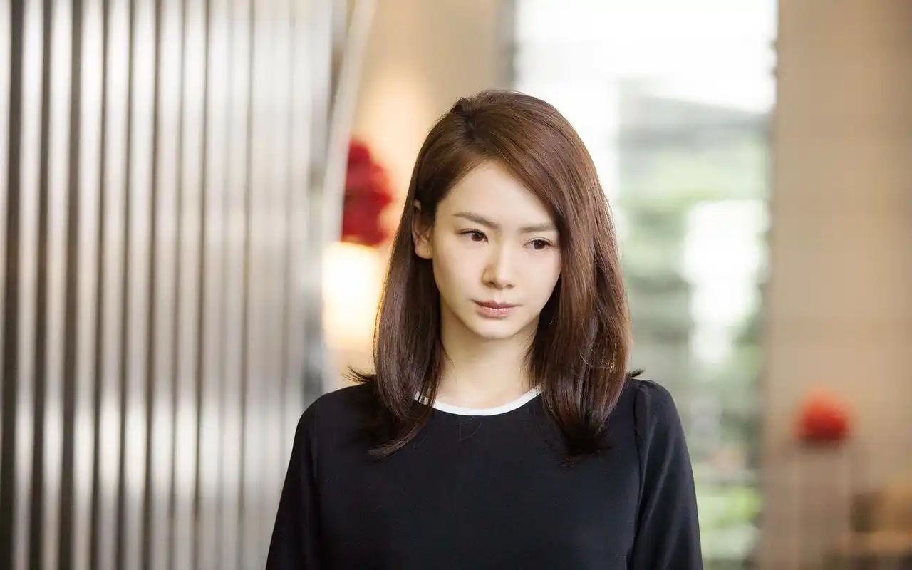 中国版《深夜食堂》戚薇剧照高清壁纸