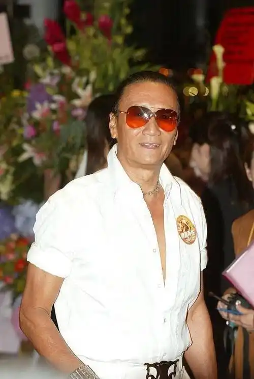 原创83岁谢贤一生潇洒倜傥没想到害了自己女儿谢婷婷如今成这样