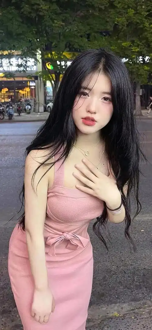 最火渣男壁纸女,这张壁纸的女生叫什么名字(性感美女写真照)