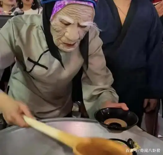 现代版"孟婆"火了,当得知孟婆汤真正原料后……!